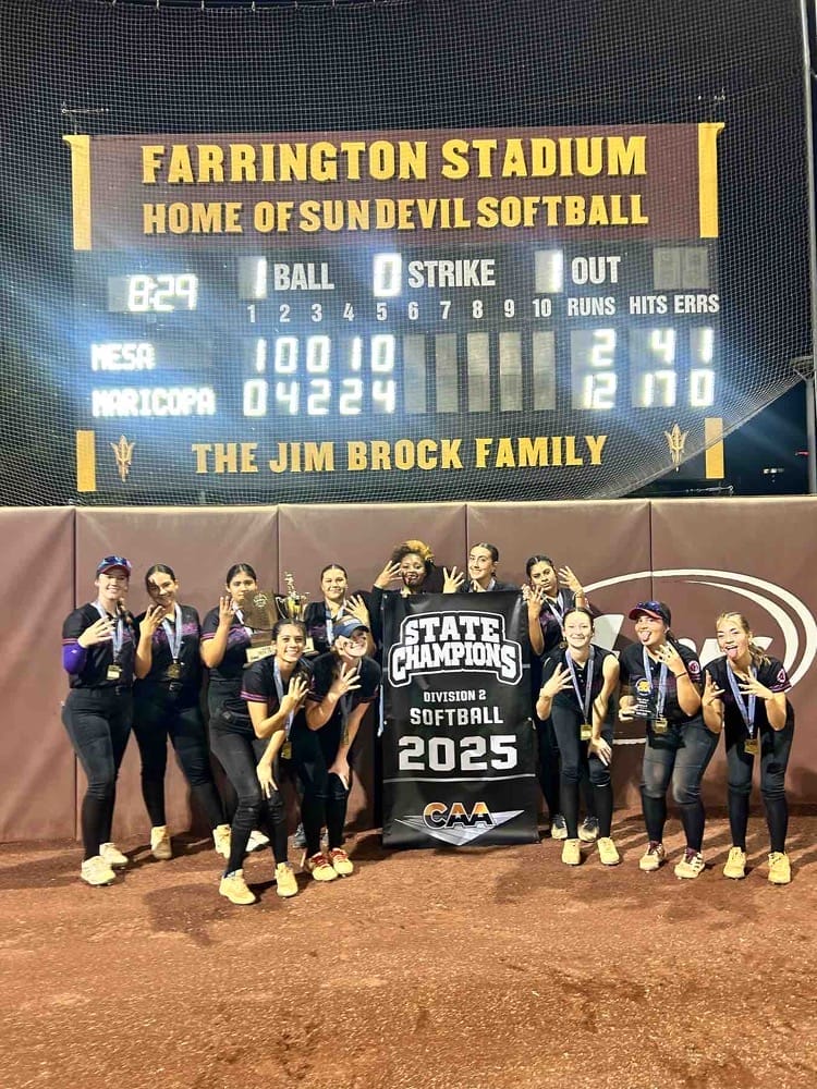 HS-Softball-Champs-1